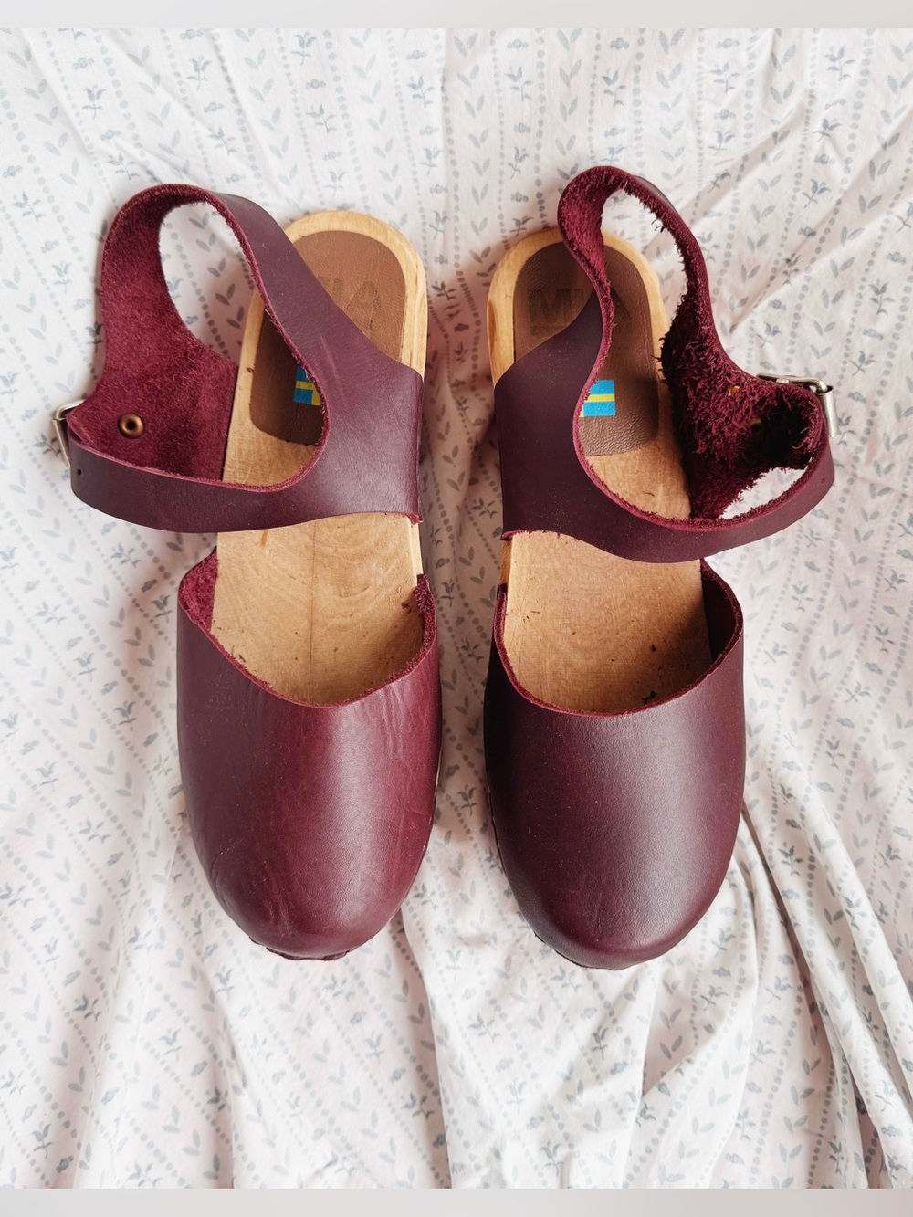 MIA Abba Burgundy Leather Platform Clogs Sandals Swedish Wood Heel Size 39 - Picture 2 of 7